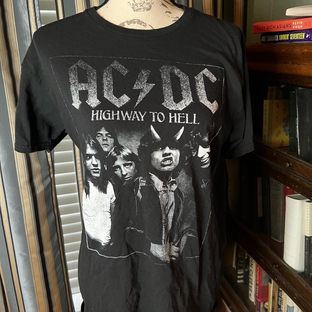 Women’s Band T Shirt Bundle Size Medium
